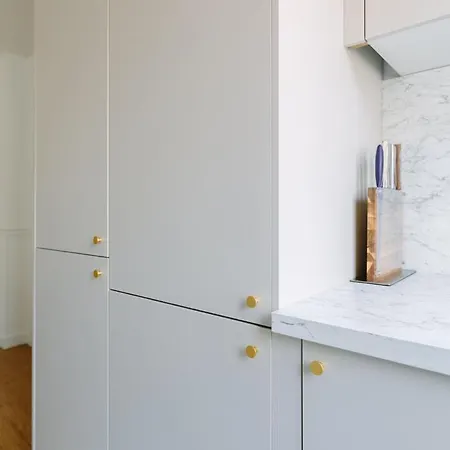 Rue Du Faubourg Du Temple, Paris, France Apartment *